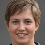 Елена Котова